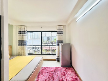 Căn hộ 25m2, đủ nội thất view ban công siêu đẹp ở trung tâm Q Bình Thạnh