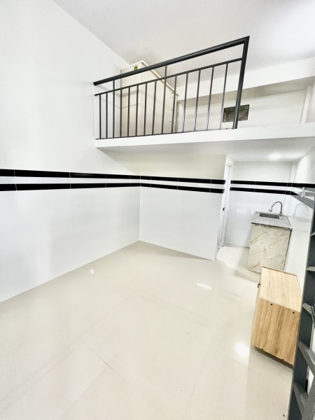 duplex với giá cực ưu đãi - cửa sổ to đón nắng gió cực êm luôn ạ