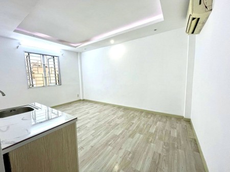 Giảm sâu. Cho thuê Studio CỬA SỔ ĐÓN NẮNG NGAY TRUNG TÂM quận Gò Vấp