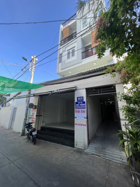CHO THUÊ MẶT BẰNG 50m2 hẻm đường tân mỹ, quận 7
