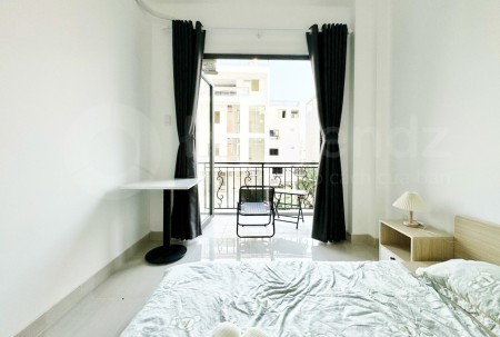 Cho thuê phòng trọ bancony giá rẻ , Ngay Võ Chí Công , Mai Chí thọ
