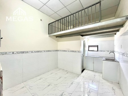 Phòng Gác - Cửa Sổ - Tô Ký - Đối diện CVPM Quang Trung