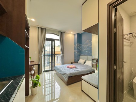 Studio ban công ngay Sân Bay, mới 100%
