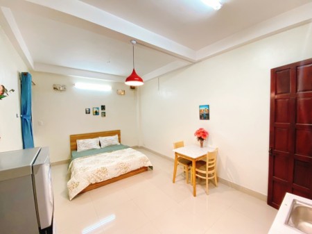 PHÒNG TIỆN NGHI 30M2 CÁCH MẠNG THÁNG 8,Q10