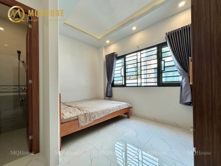 Cho Thuê Căn Hộ Cao Cấp, Full Nội thất Gần Ngã Tư Bốn Xã