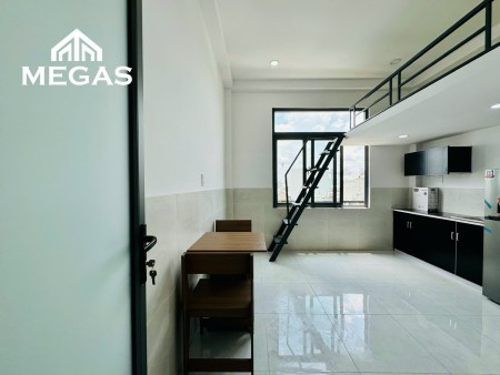 Phòng mới xây full nội thất gác cao, cửa sổ thoáng - đường Hoàng Hoa Thám, Cộng Hoà