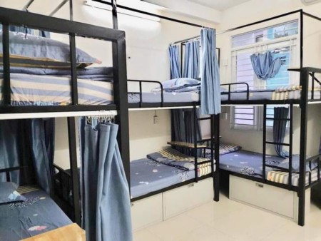 Ký Túc Xá Ngay Khu Ăn Uống Phan Xích Long Phòng chỉ 4 ng, giá 1tr8