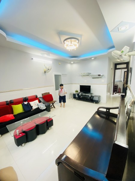 Phòng trọ share cho NỮ ngay trung tâm QUẬN 3 - ĐẦY ĐỦ TIỆN NGHI - AN TOÀN - GIỜ GIẤC TỰ DO
