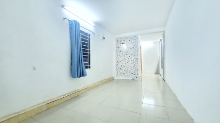 Còn 1 phòng cho thuê gần trung tâm Thành phố, Vinhomes Central Park.