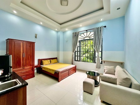 PHÒNG CỬA SỔ THOÁNG 30m2 FULL NỘI THẤT GẦN LÊ VĂN LƯƠNG Q7