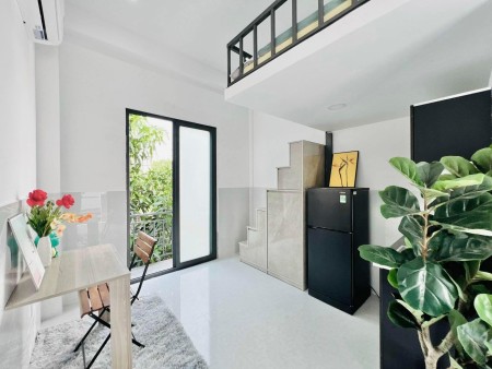 Khai Trương CHDV Có Gác, Full Nội Thất, Bảo vệ, Thang máy, Hầm xe, Gần Ngã 4 Hàng Xanh, Cầu Thanh Đa
