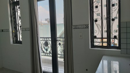 Phòng trọ 30 m2 gần nhà văn hóa quận 2