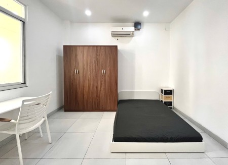 - Giá thuê: 5.000.000 đồng/tháng- Địa chỉ: 36/15 Đường Bình Giã, Phường 13, Quậ