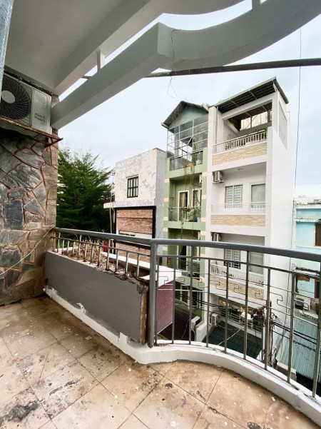 Đi đến slide 8