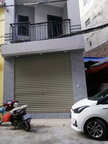 Cho thuê Nhà mặt ngõ ô tô vào tận cửa, 3 tầng 1 tum, 37m, 2 ngủ 3wc,kv Long biên gần chùa bồ đề, điề