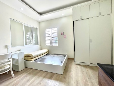 Phòng Cho Thuê Phú Nhuận, Cửa Sổ Trời, Full Nội Thất, giáp Q1, Q3, Giá chỉ 5TRX
