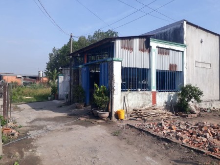 CHO THUÊ PHÒNG TRỌ GẦN NGÃ TƯ TÂN QUY