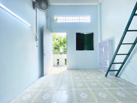 Phòng cho thuê gần Nguyễn Oanh, giá từ 2tr2