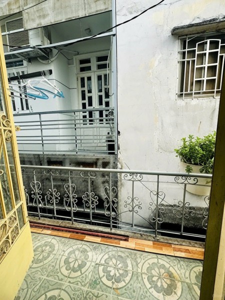Đi đến slide 4
