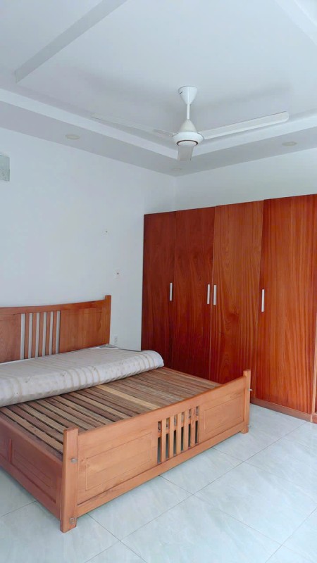 Cho Thuê Nhà Đẹp KDC 13E Intresco 4PN, Đầy Đủ Tiện Ích, Giá thuê chỉ 15Tr/th view đẹp