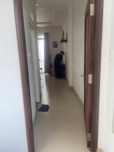 CHO THUÊ PHÒNG 1 NGƯỜI TRONG CHỢ 200 XÓM CHIẾU - 28m VUÔNG - ĐẦY ĐỦ TIỆN NGHI