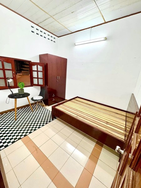 Mình cần cho thuê phòng đường Cô Giang Quận 1
