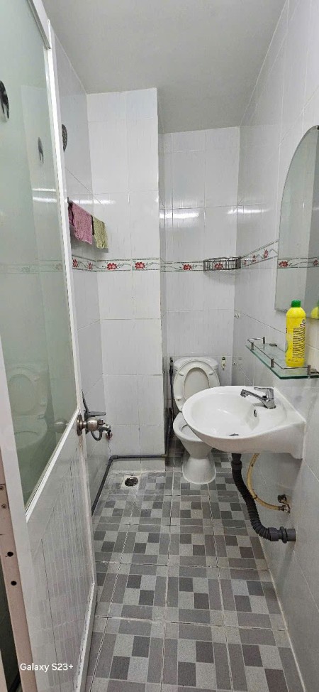 Phòng trọ quận 3 (Pasteur; Võ Thị Sáu) - 35m2 giá rẻ, có gác xếp