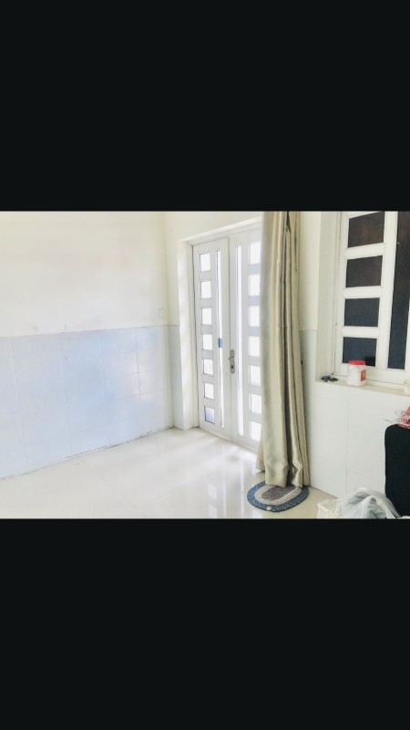Cho Thuê Phòng Quận 1 có Cửa Sổ, Ban Công Lớn thoáng mát, sáng sủa, tiết kiệm điện