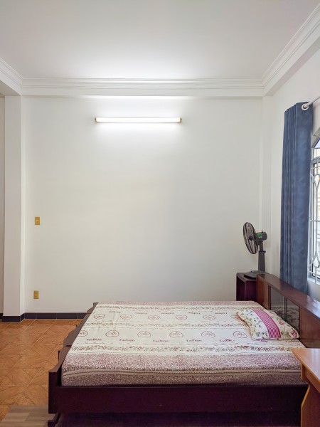 Cho thuê phòng 25m2 đường Nguyễn Cửu Vân