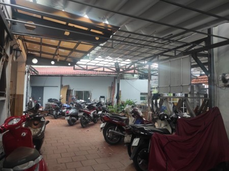 Hiện tại bên em trông phòng trọ, có thể dọn vào ở liền nhé ạ