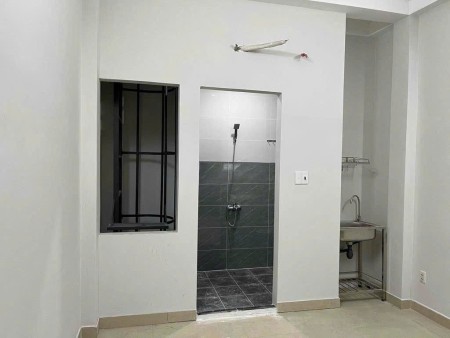 Cho thuê nhà mới 90% vị trí trung tâm quận GV