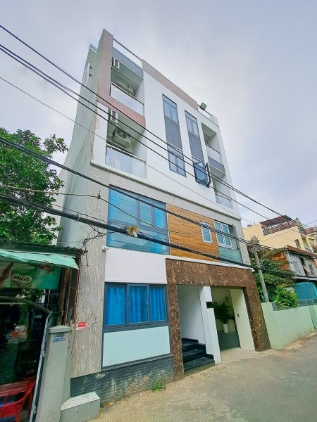 PHÒNG RỘNG, GIÁ RẺ, THUẬN TIỆN ĐI LẠI CÁC TRƯỜNG