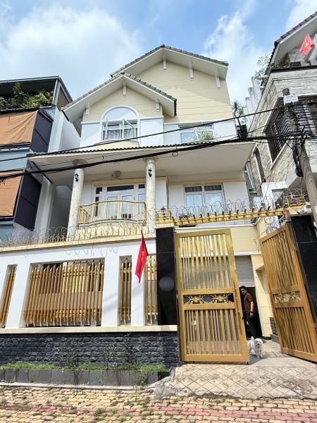 Cho Thuê Căn Hộ Cực Đẹp Giá Rẻ , Rộng 40m2 , Ngay Trung Tâm gần Đại Học Ngân Hàng - Thủ Đức
