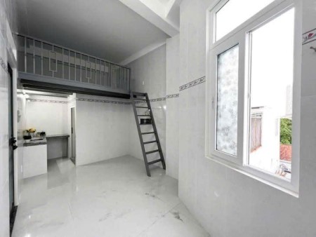 Phòng trọ có Gác ngay Tân Sơn Nhì, Tân Phú - ở được 4 -5 người