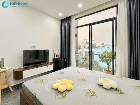 Cho Thuê Căn Hộ Tân Bình Đường Lê Văn Sỹ Có Ban Công View Triệu Đô Full Nội Thất Sang Trọng.