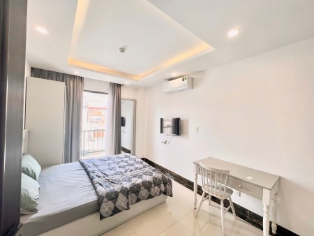 PHÒNG FULL NỘI THẤT BAN CÔNG GẦN TRUNG TÂM