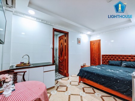 CHDV FULL NỘI THẤT NGAY CẦU VƯỢT BA THÁNG HAI - Y HÌNH
