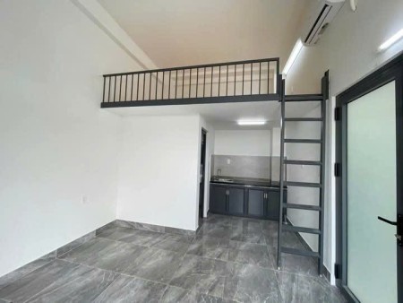 TRỐNG PHÒNG TRỌ GIÁ RẺ CÓ MÁY LẠNH NGAY GẦN ĐH VĂN LANG GÒ VÂP