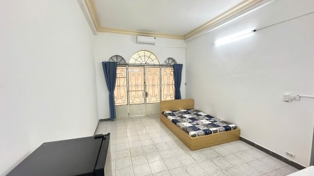 Phòng đẹp giá tốt - 21/1 đường Trường Sơn, P4, Q. Tân Bình (Có máy lạnh, gần sân bay, khoá vân tay)