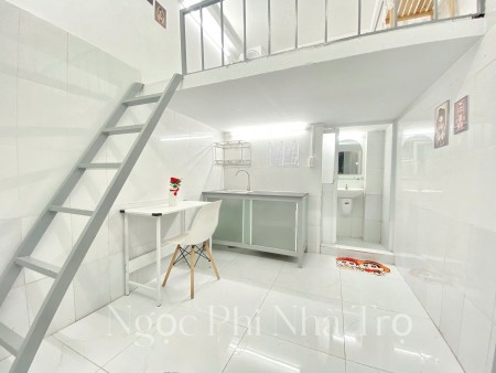 PHÒNG TÒA MỚI 3TR3 CÓ GÁC GIỜ GIẤC TỰ DO,Ở 2-3 NGƯỜI DƯƠNG QUẢNG HÀM GÒ VẤP