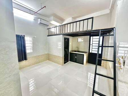 PHÒNG CÓ BANCOL TRƯỚC MỚI TRỐNG XÁCH VALI VÀO Ở LIỀN NÈ !