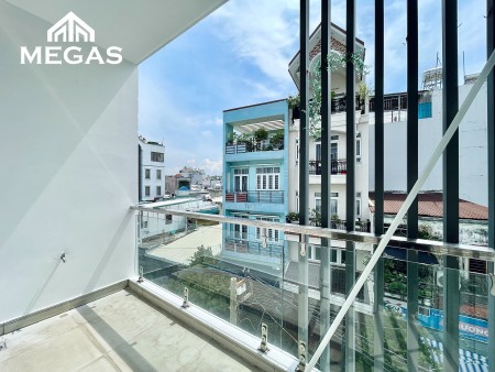 STUDIO - BAN CÔNG GIÁ RẺ TẠI BIG C TRƯỜNG CHINH