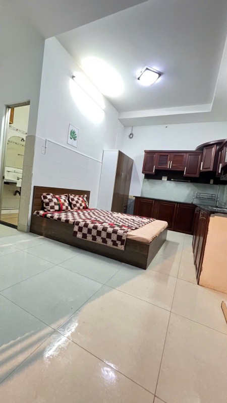 Chính chủ cho thuê nhà, phòng ki ốt thoáng, đầy đủ nội thất, đường lớn