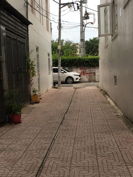 Cho thuê nhà nguyên căn 1 trệt 3 lầu, hẻm xe hơi ( hẻm cụt) đường Phạm Văn Chiêu, Gò Vấp