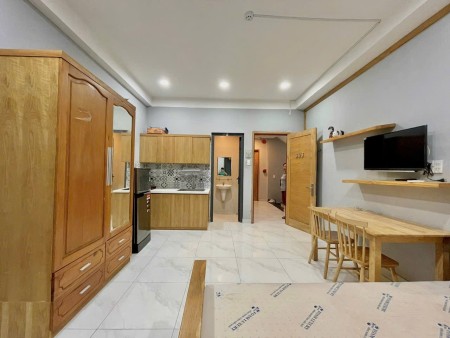 Thuê Ngay Căn Hộ Full Nội Thất Tại Nguyễn Xí, Bình Thạnh,Gần Ngã Tư Hàng Xanh