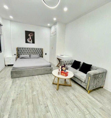 Trống Căn Hộ Cao Cấp - Phong Cách Châu Âu - Ngõ 176 Đội Cấn - Ba Đình