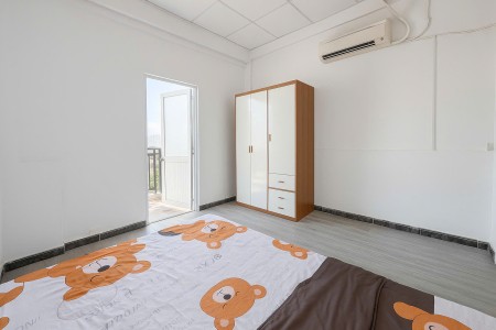 * CHO THUÊ 1 PHÒNG NGỦ 30m2 THOÁNG MÁ - BAN CÔNG - BÌNH THẠNH GẦN QUẬN 1, QUẬN 2, Ngã tư Hàng Xanh *