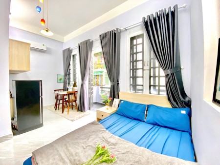 CĂN HỘ BAN CÔNG CỰC XINH – FULL NỘI THẤT – MỚI 100% – GẦN CÔNG VIÊN HOÀNG VĂN THỤ
