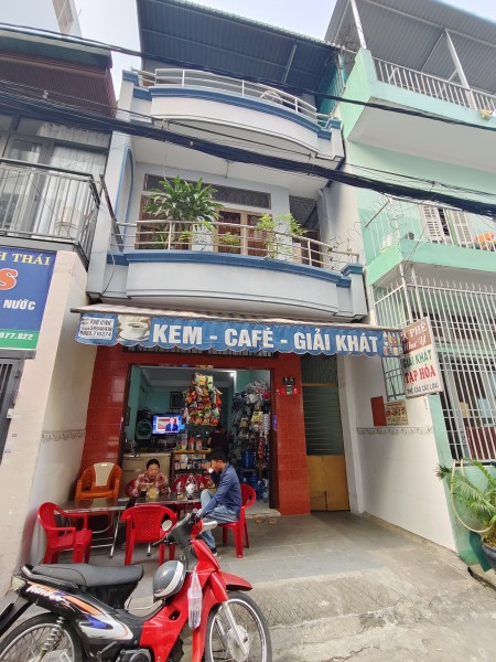 HOÀNG HOA THÁM-CỘNG HÒA: Có 1 phòng lầu 2 KHÔNG GÁC, CÓ WC RIÊNG, LỐI ĐI RIÊNG. CHÍNH CHỦ CHO THUÊ