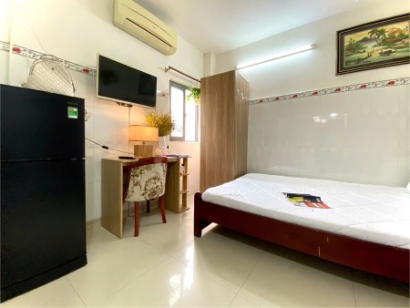 Thuê phòng trọ Bình Thạnh thang máy, cửa sổ, tách bếp, wc riêng gần Học viện Cán Bộ đường Chu Văn An